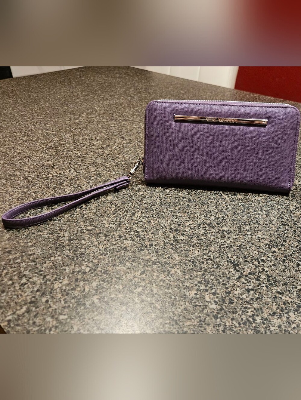 Michael Kors Lavender Purple Wristlet Clutch with Gold Plaque/NEVER USED!